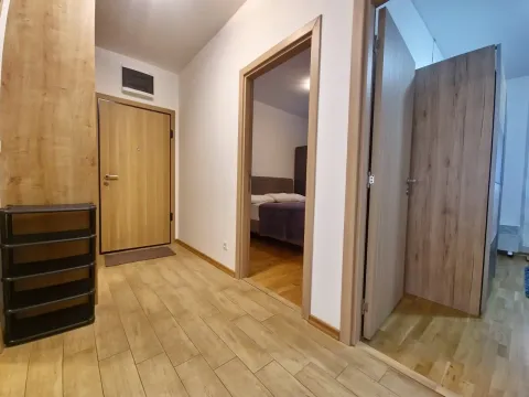 Rent, two bedroom apartment, 69m², Budva, Crna Gora - image 12