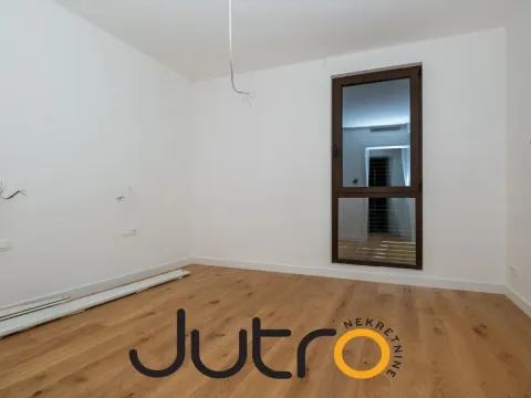 Prodaja, trosoban stan, 137m², Podgorica, Crna Gora - image 5