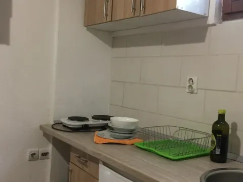 Izdavanje, jednosoban stan, 18m², Momišići, Podgorica - image 7