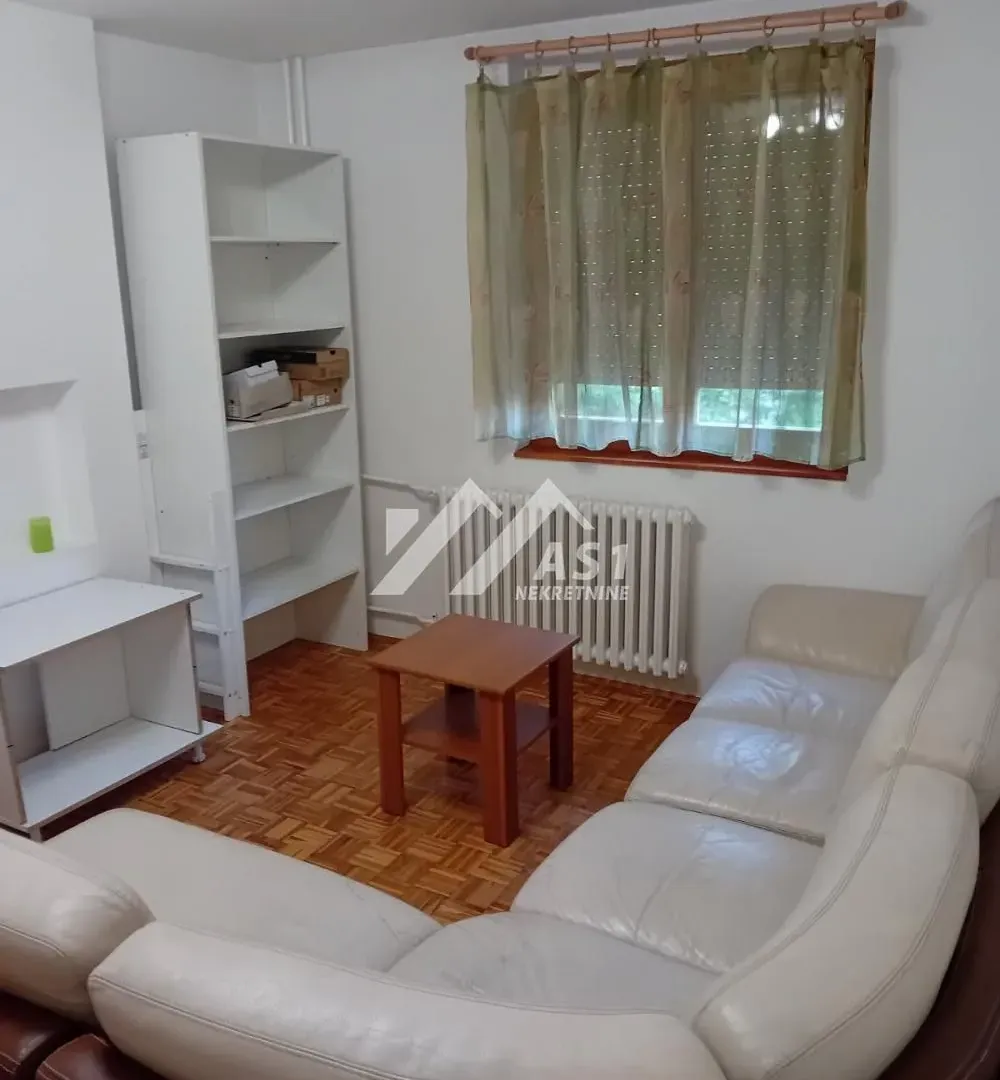 Izdavanje, dvosoban stan, 48m², Detelinara, Novi Sad Sve Podlokacije