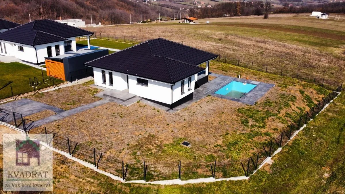 Sale, house, 136m², Kosmaj, Sopot