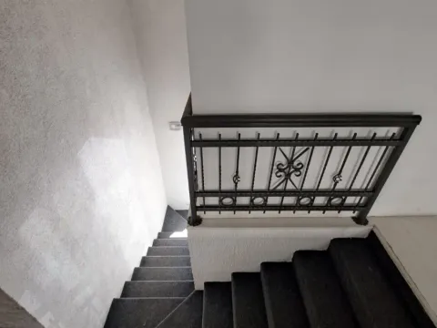Rent, office space, 162m², Krivi Most, Podgorica - image 5