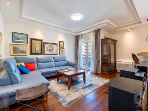 Izdavanje, dvosoban stan, 68m², Central Point, Podgorica - image 5