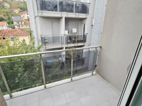 Prodaja, jednosoban stan, 43m², Dalmatinska ulica, Podgorica - image 4