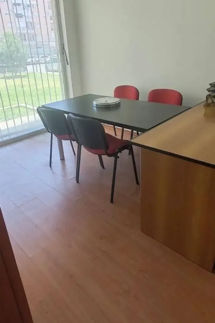 Rent, office space, 28m², Stari Aerodrom, Podgorica