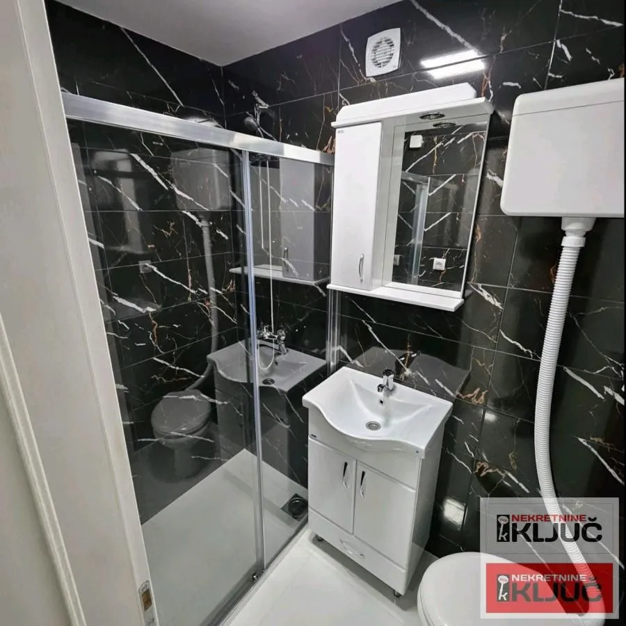 Izdavanje, dvosoban stan, 45m², Telep, Novi Sad Sve Podlokacije
