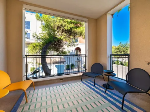 Prodaja, jednosoban stan, 57m², Luštica Bay, Tivat - image 1