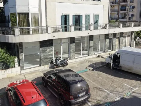 Rent, office space, 59m², Ljubović, Podgorica - image 1