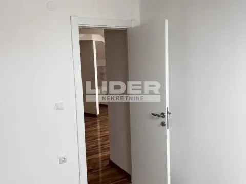 Prodaja, kuća, 78m², Savski Venac, Beograd - image 8