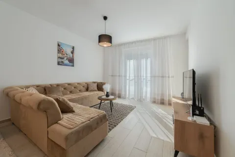 Izdavanje, jednosoban stan, 57m², Bečići, Budva - image 4