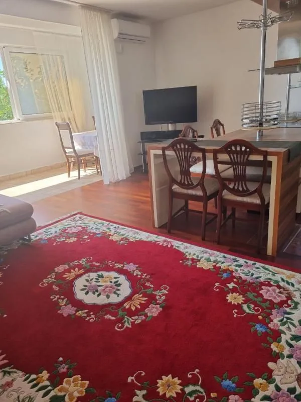 Sale, two bedroom apartment, 75m², Petrovac, Budva
