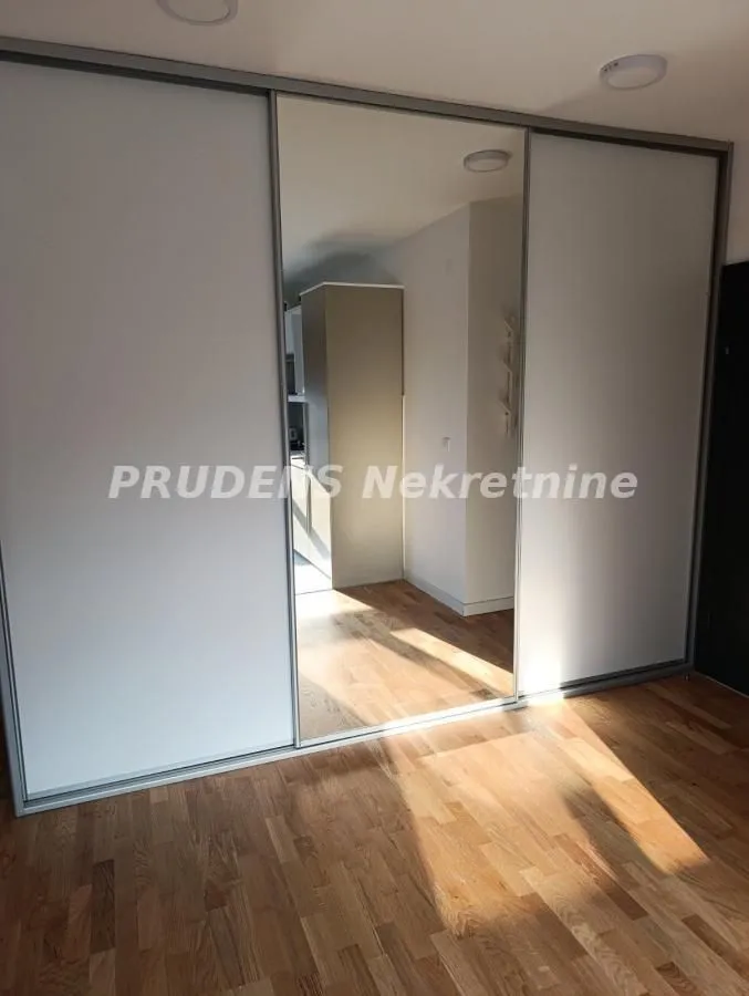 Rent, two bedroom apartment, 57m², Surčin, Beograd