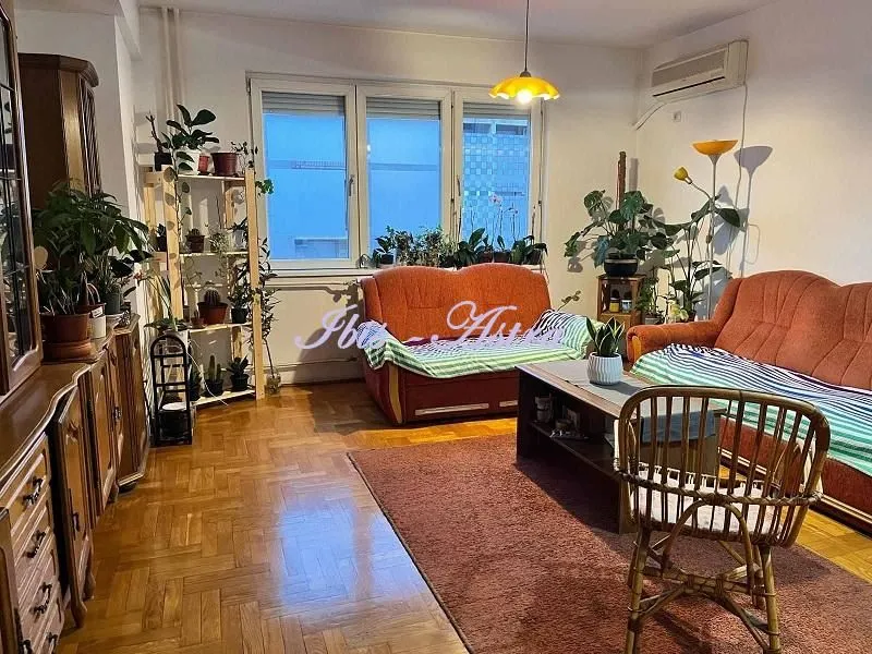 Rent, three bedroom apartment, 70m², Đeram Pijaca, Beograd