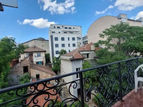 Izdavanje, trosoban stan, 78m², Crveni Krst, Beograd - image 8