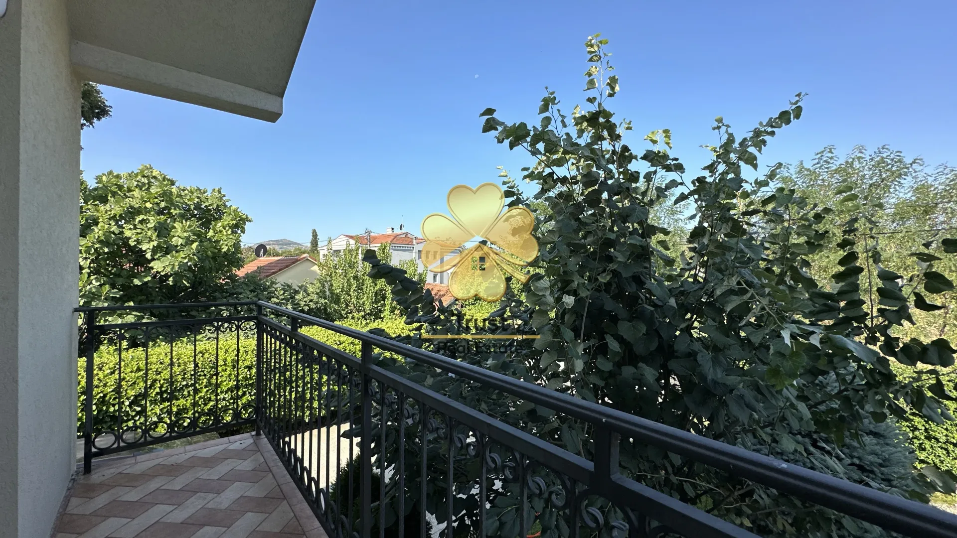 Rent, house, 250m², Donja Gorica, Podgorica