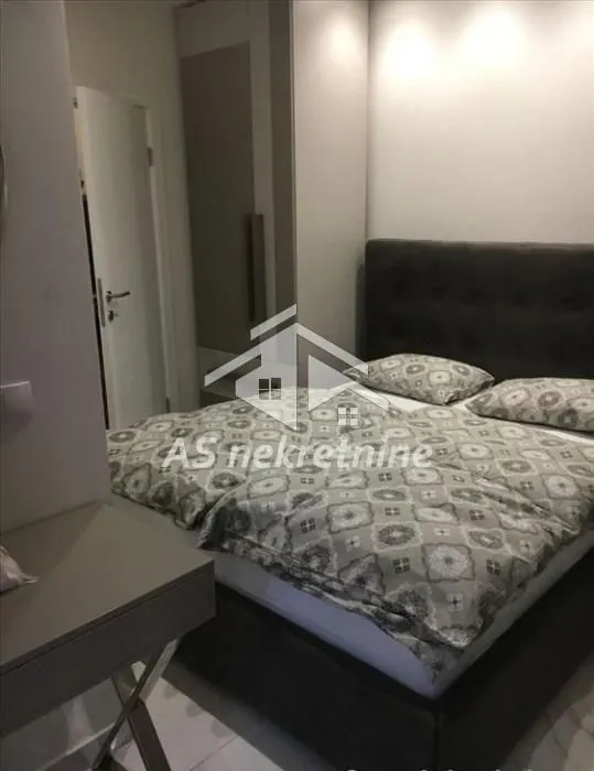 Rent, two bedroom apartment, 57m², Čubura, Beograd