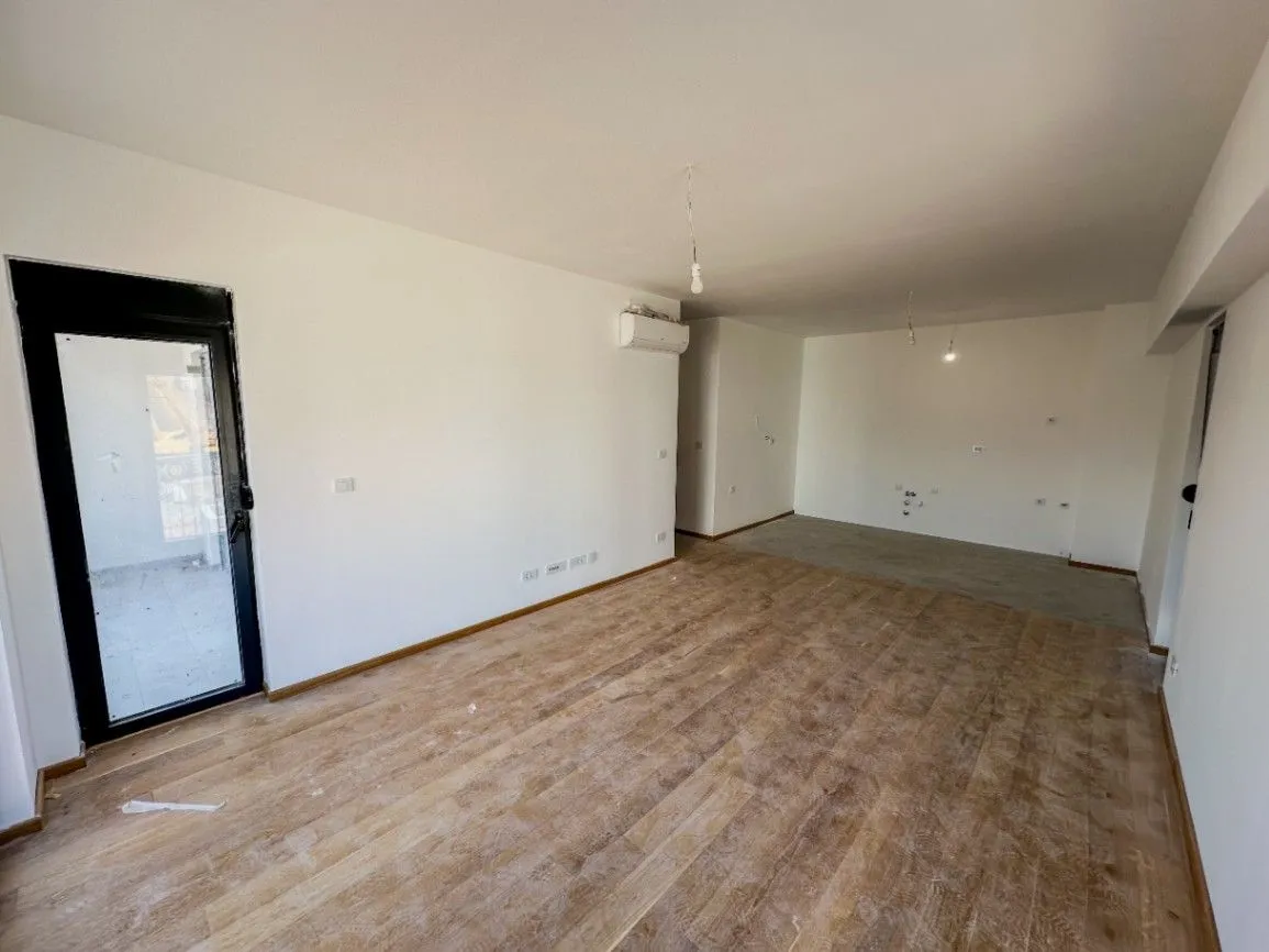 Prodaja, dvosoban stan, 75m², Zabjelo, Podgorica