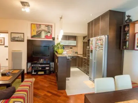 Prodaja, dvosoban stan, 70m², Centar, Tivat - image 5