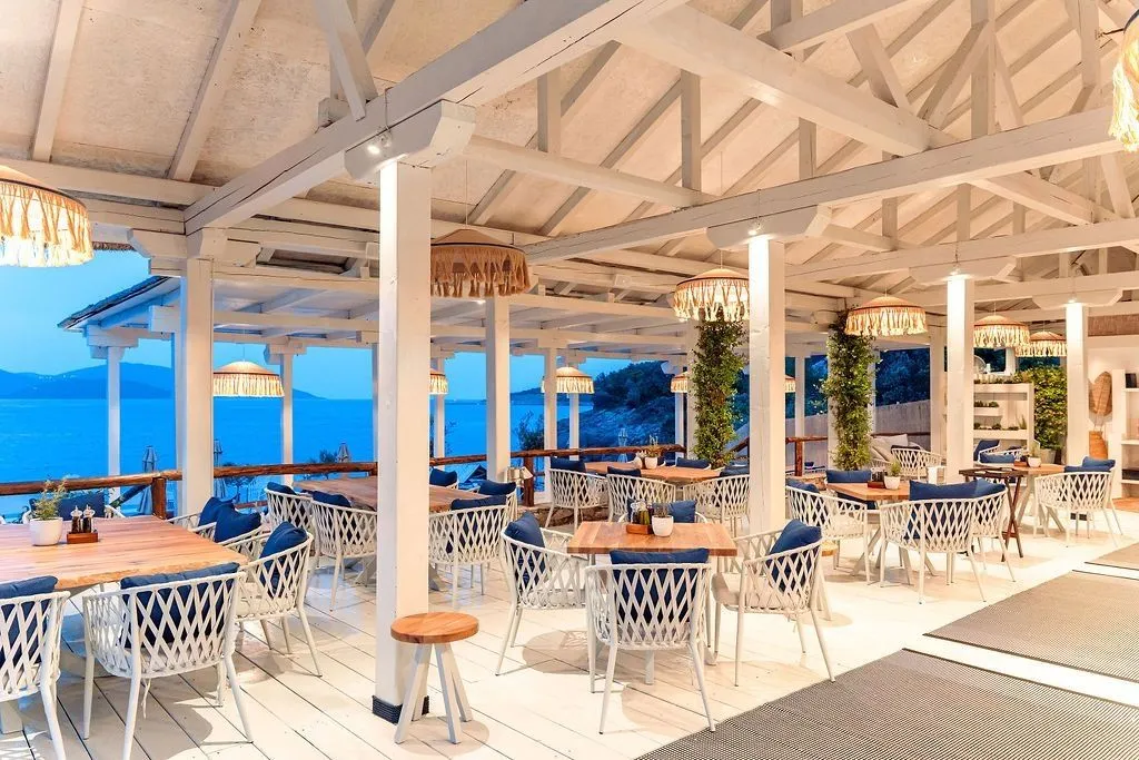 Sale, two bedroom apartment, 110m², Luštica, Tivat