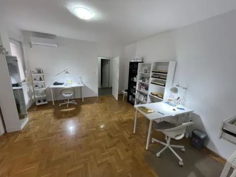 Izdavanje, dvosoban stan, 50m², Centar, Novi Sad - image 5