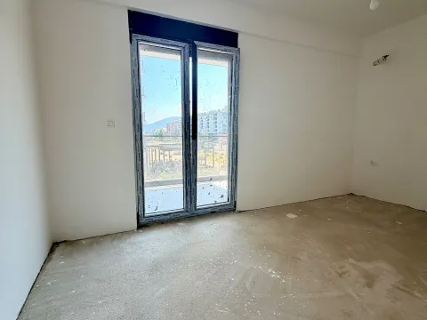 Prodaja, dvosoban stan, 70m², Stari Aerodrom, Podgorica - image 7