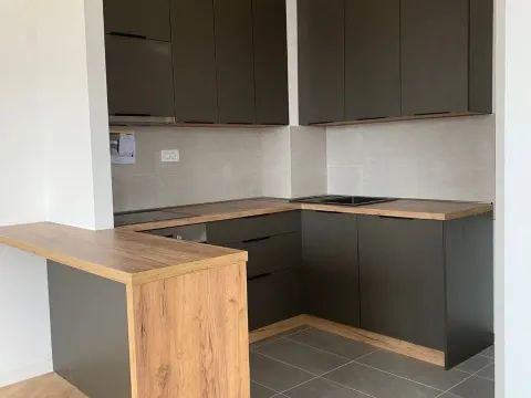 Izdavanje, dvosoban stan, 103m², Ljubović, Podgorica - image 4