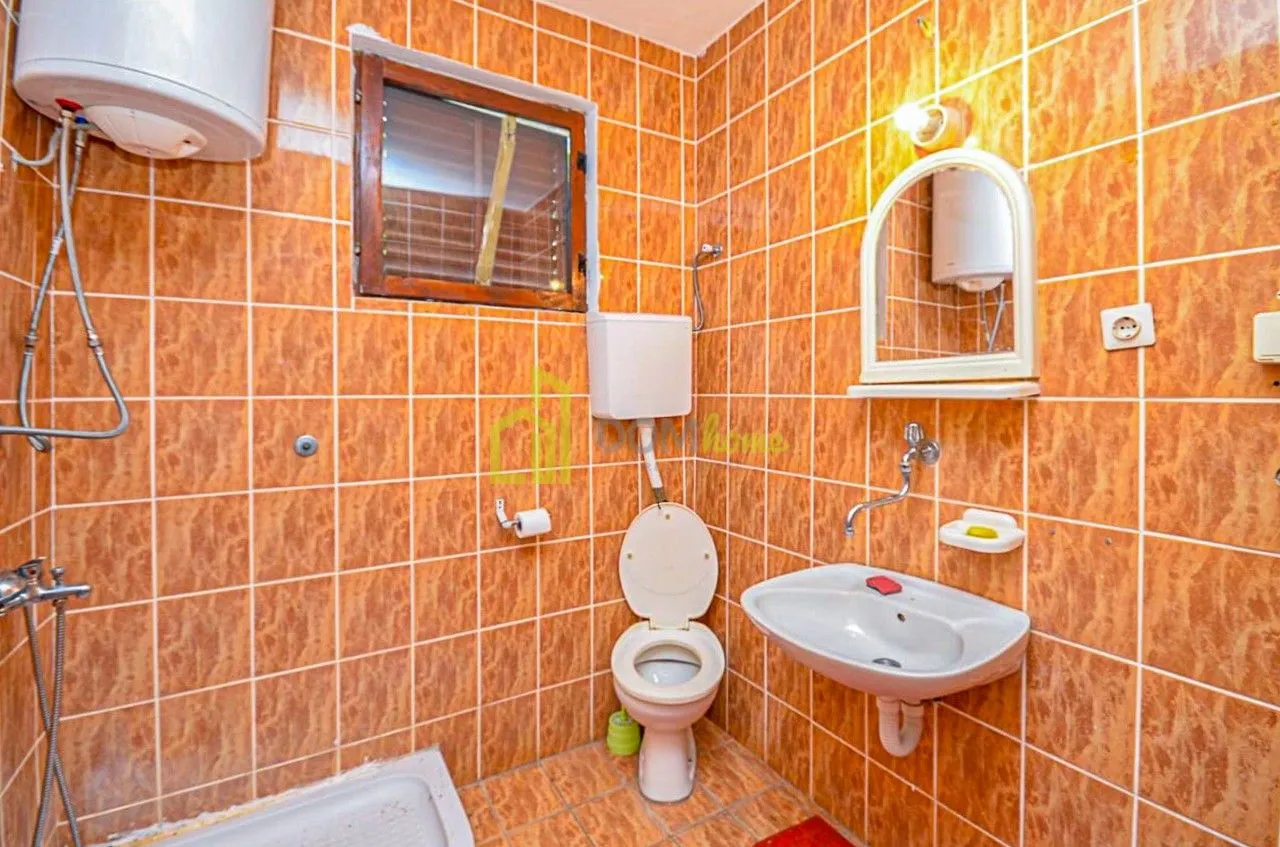 Sale, house, 190m², Bar, Crna Gora
