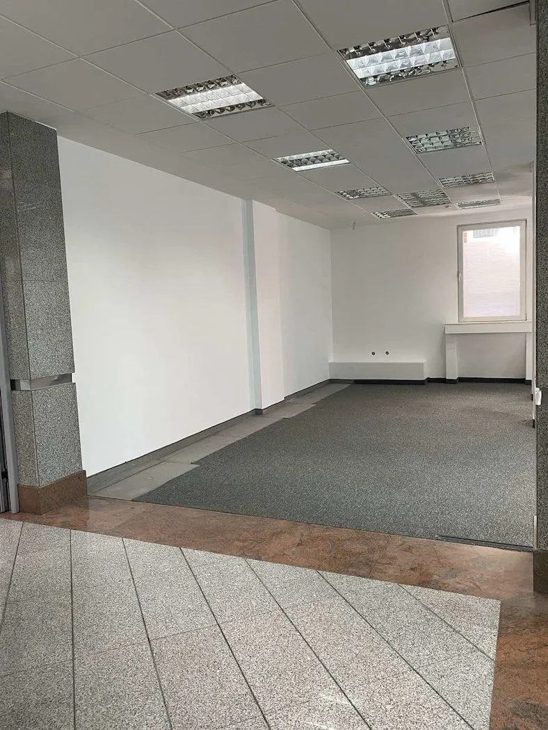 Rent, office space, 353m², Centar, Novi Sad