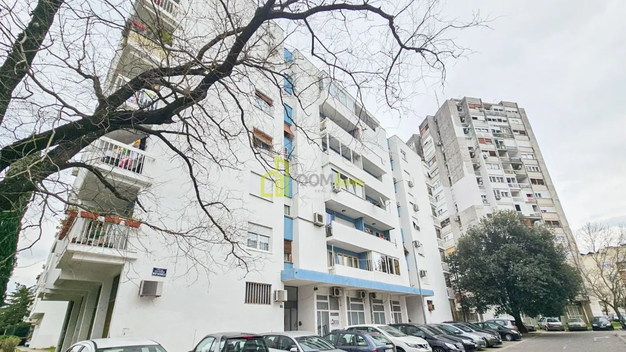 Izdavanje, poslovni prostor, 224m², Preko Morače, Podgorica