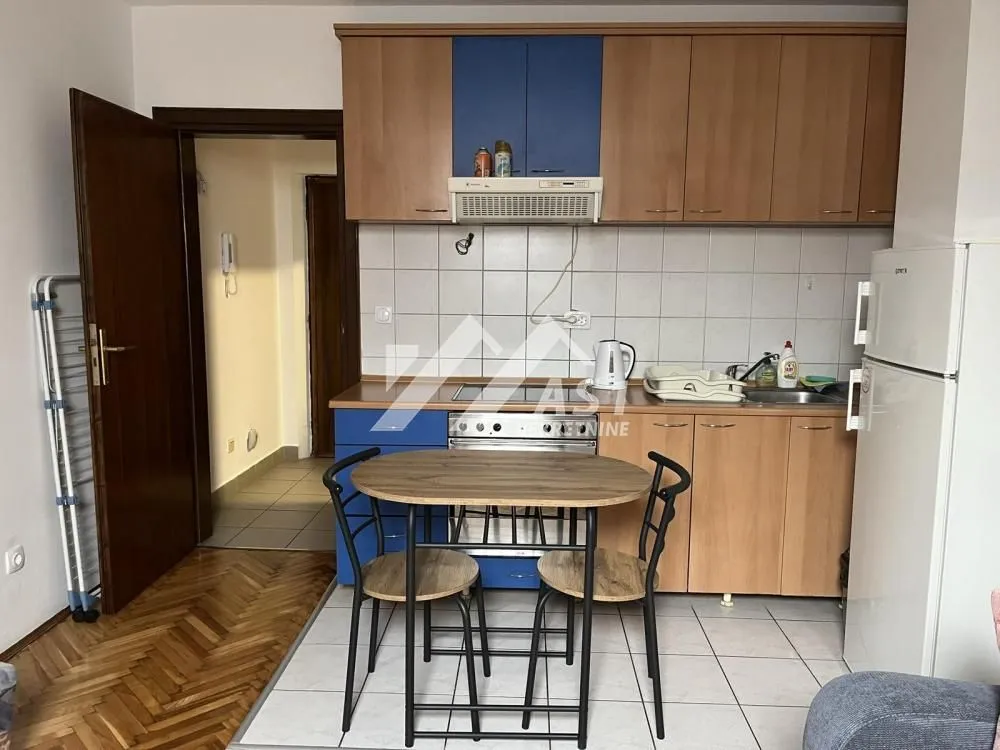 Izdavanje, stan, 22m², Sajam, Novi Sad Sve Podlokacije