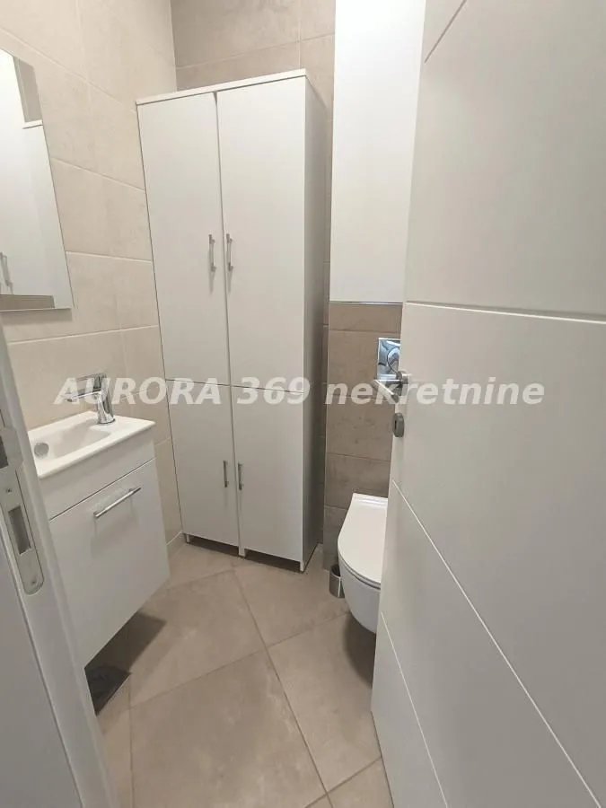 Prodaja, trosoban stan, 71m², Stari Majur, Petrovaradin