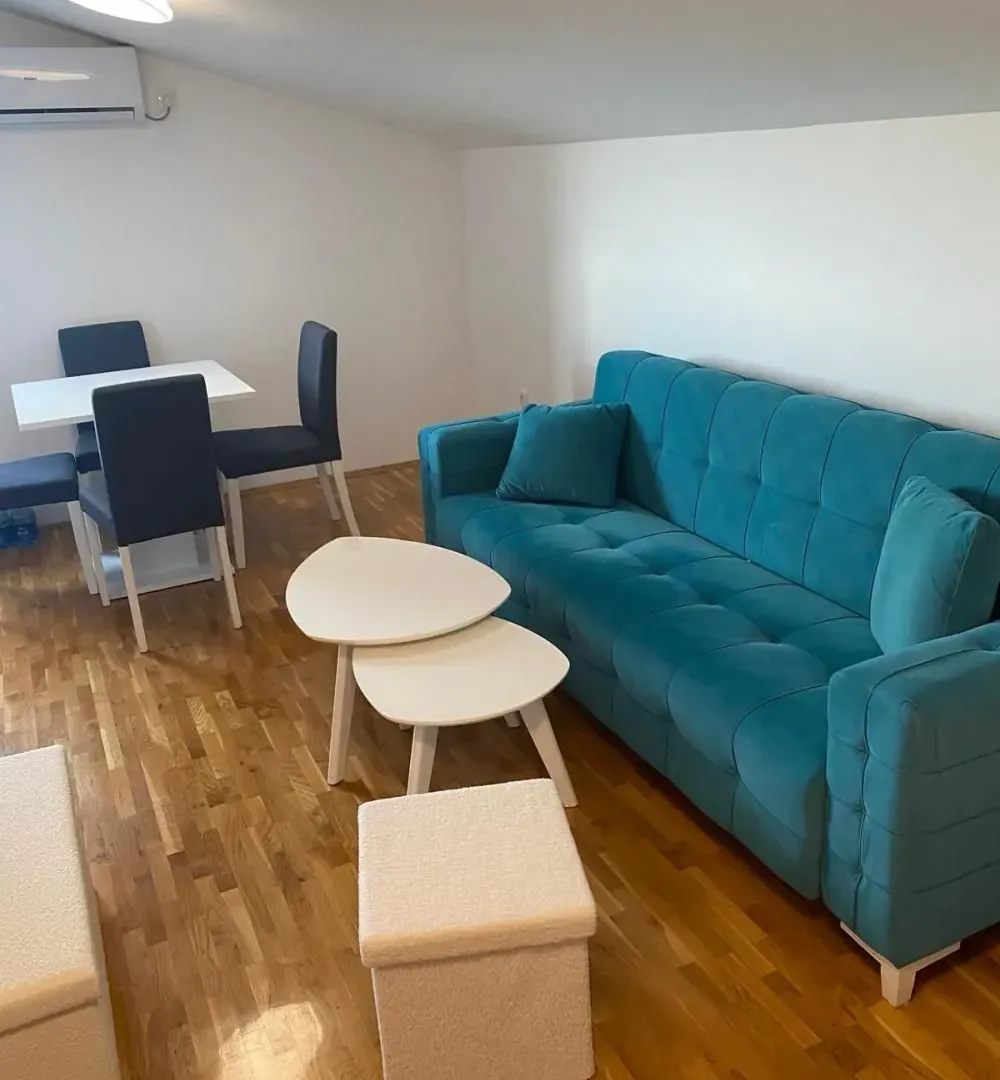 Izdavanje, stan, 23m², Žarkovo, Beograd