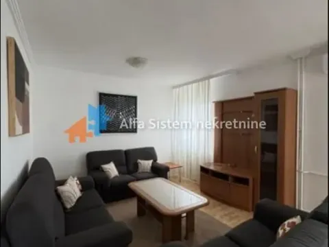 Izdavanje, četvorosoban stan, 120m², Savski Venac, Beograd - image 2