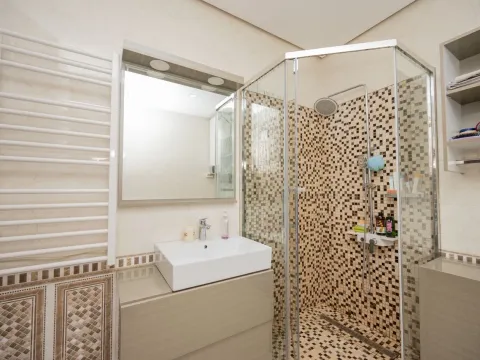 Prodaja, trosoban stan, 127m², Preko Morače, Podgorica - image 20