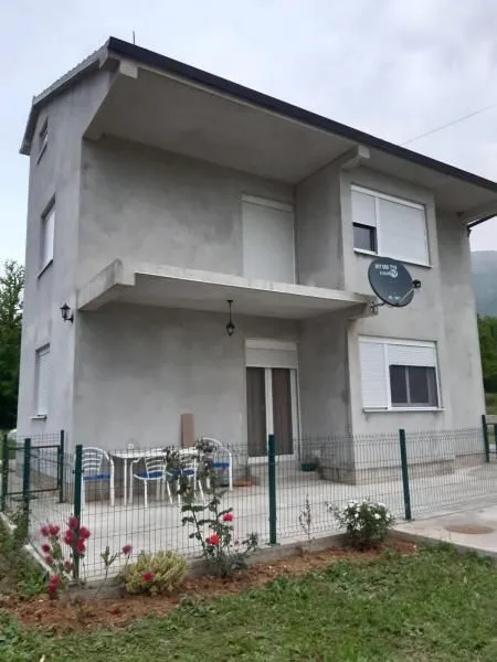 Sale, house, 130m², Kotor, Crna Gora