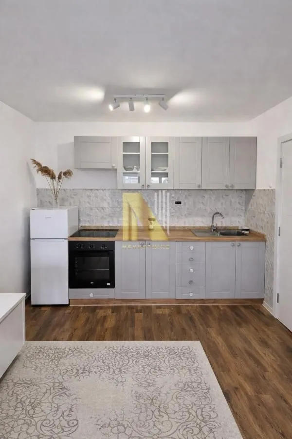 Rent, studio apartment, 29m², Bulevar Oslobodjenja, Novi Sad Sve Podlokacije