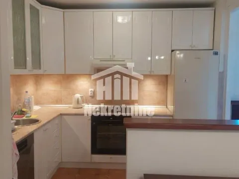 Izdavanje, trosoban stan, 93m², Stari Košutnjak, Rakovica - image 1