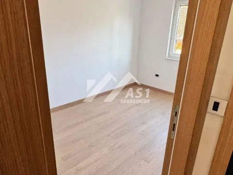 Rent, three bedroom apartment, 80m², Sremska Kamenica, Petrovaradin - image 8