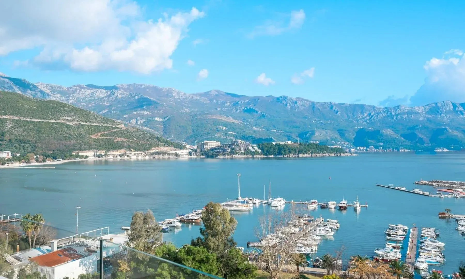 Sale, four bedroom apartment, 270m², Budva, Crna Gora