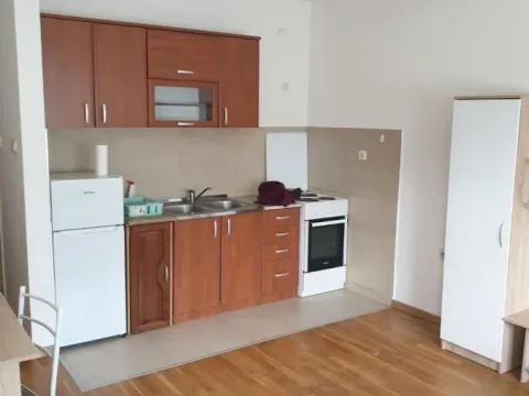 Rent, studio apartment, 27m², Detelinara, Novi Sad Sve Podlokacije - image 7