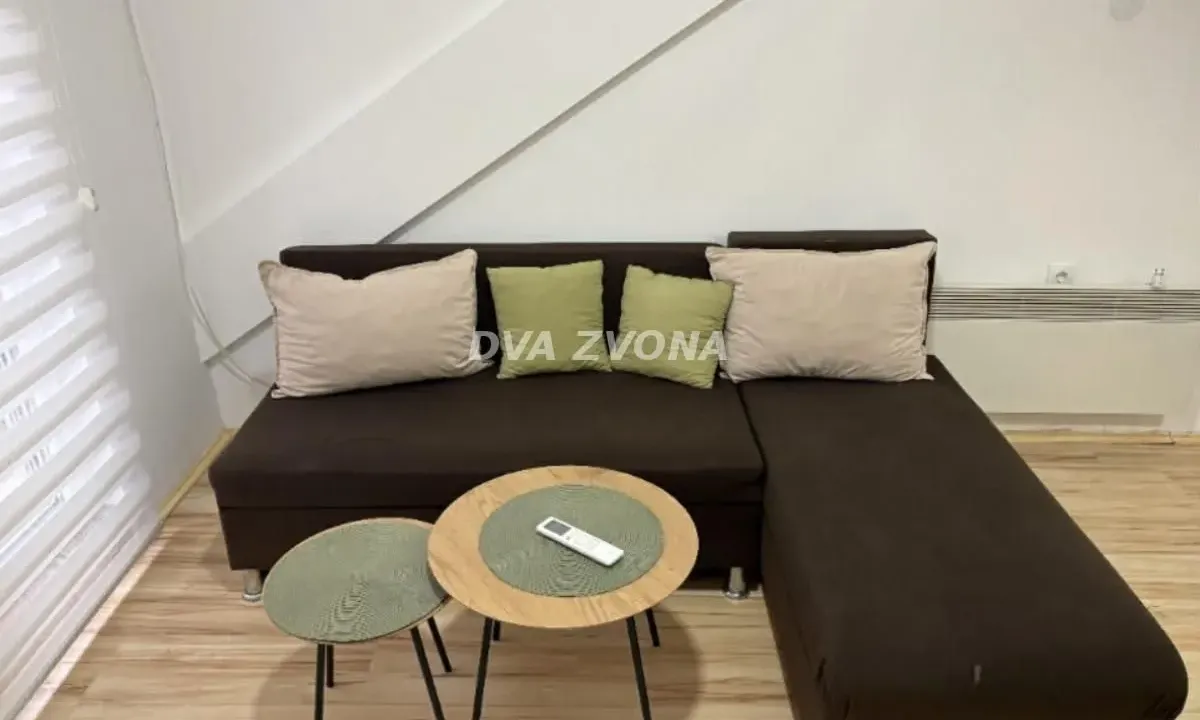 Prodaja, jednosoban stan, 24m², Centar, Novi Sad