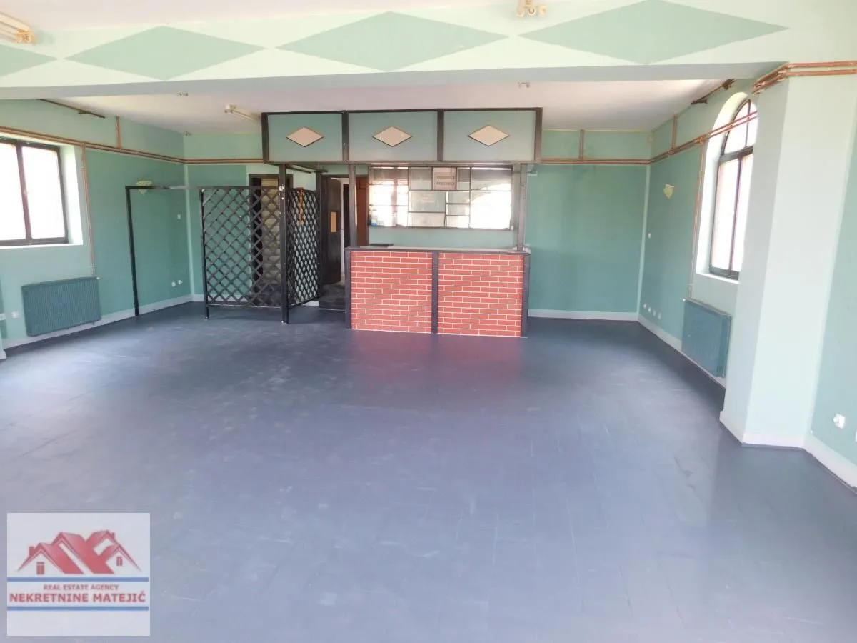 Rent, office space, 150m², Maršić, Kragujevac