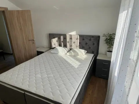 Rent, one bedroom apartment, 40m², Radanovići, Kotor - image 5