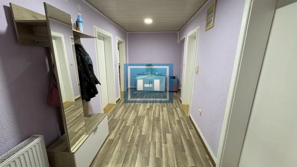 Prodaja, kuća, 275m², Mali Popović, Jagodina