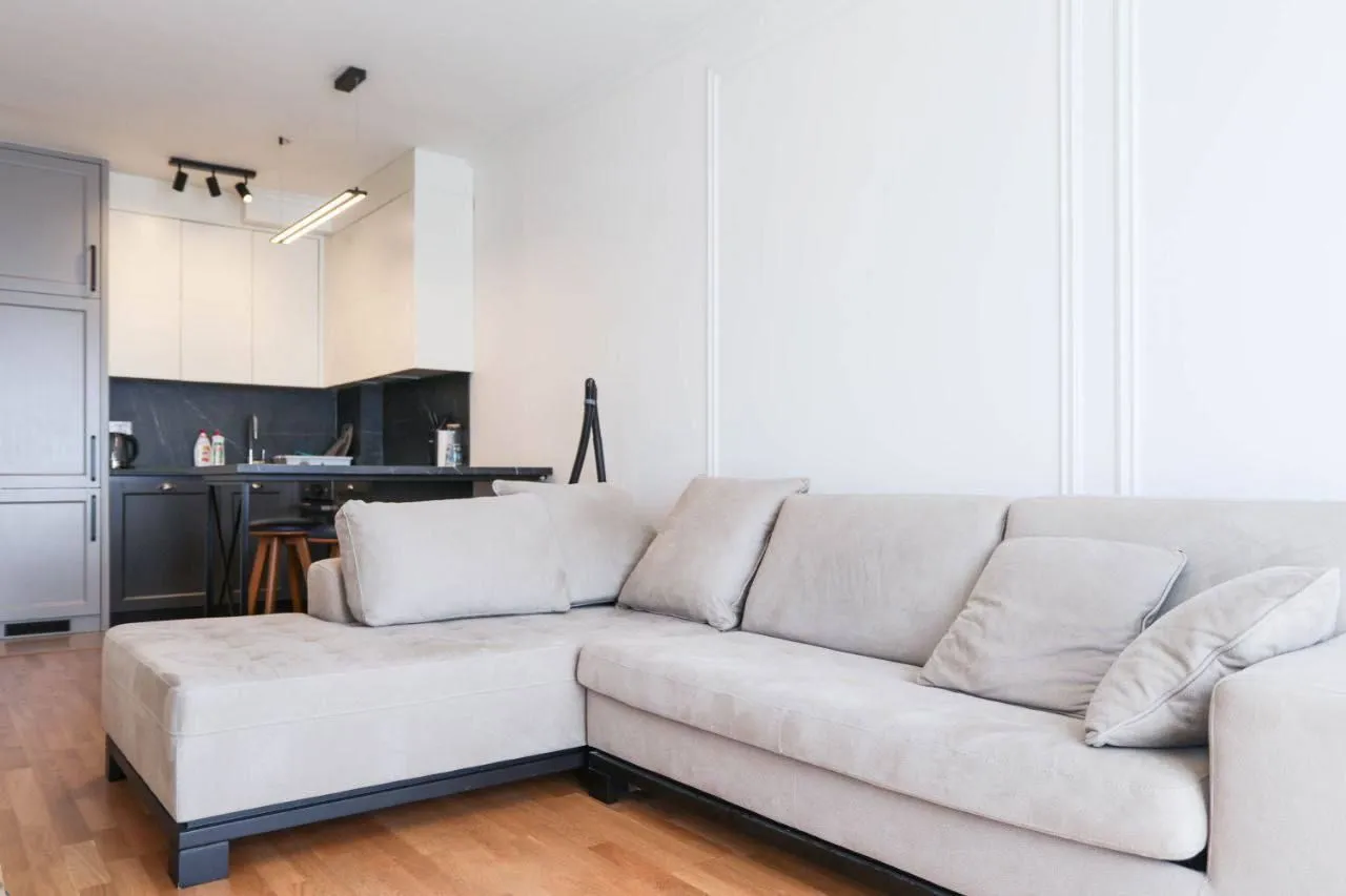 Rent, one bedroom apartment, 51m², Bečići, Budva
