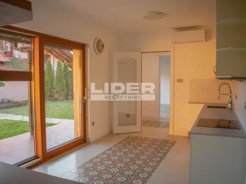 Izdavanje, kuća, 145m², Zemun Gornji Grad, Zemun Sve Podlokacije - image 20