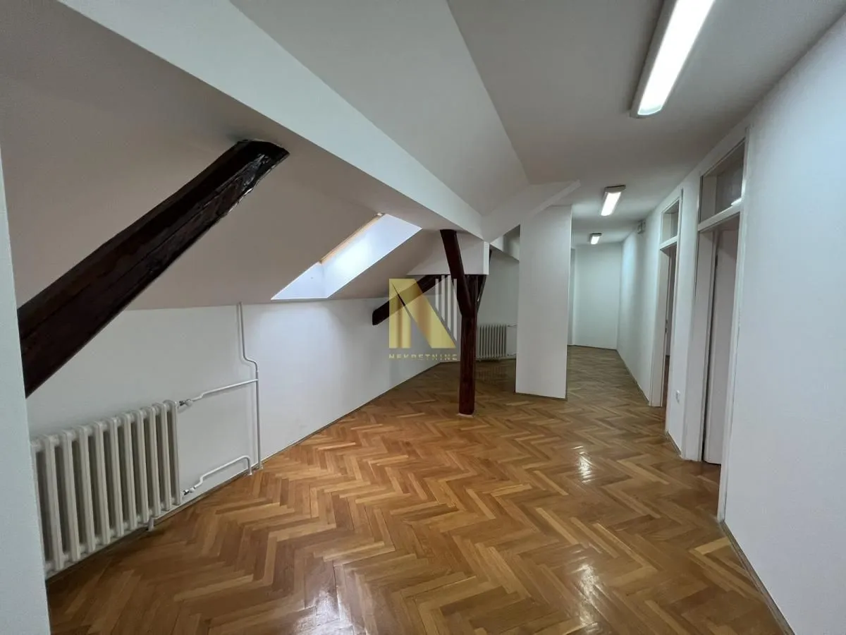 Rent, office space, 242m², Centar, Novi Sad