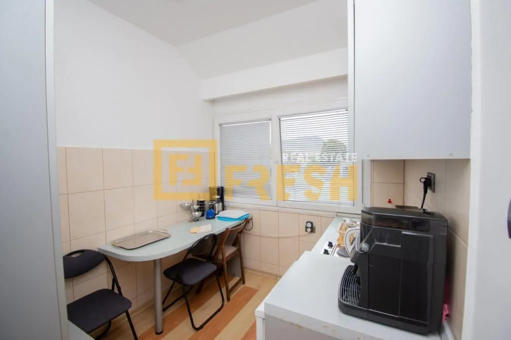 Rent, office space, 250m², Gornja Gorica, Podgorica