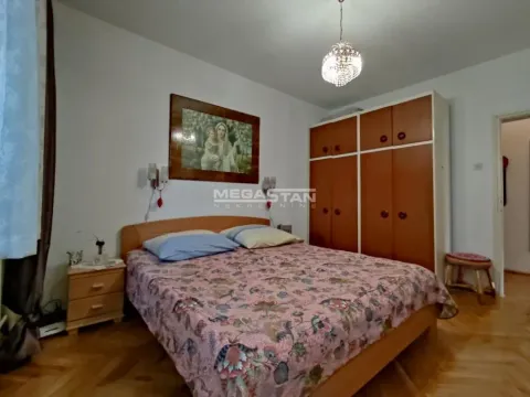 Sale, two bedroom apartment, 60m², Južni Bulevar, Vračar Sve Podlokacije - image 4