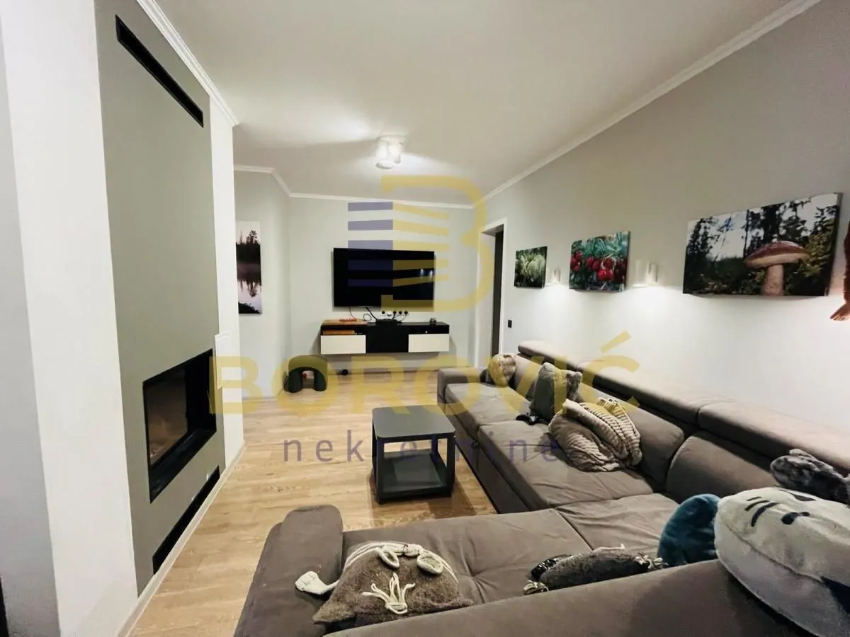 Sale, house, 580m², Sopot, Beograd